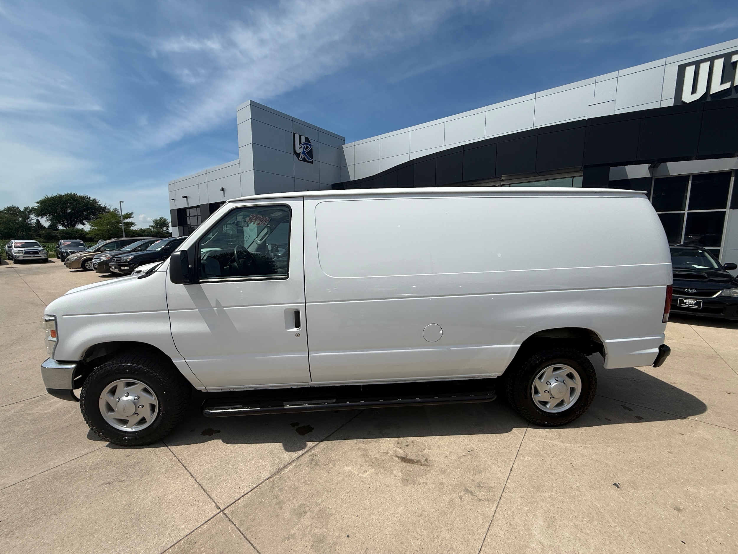 View vehicle photo 4
