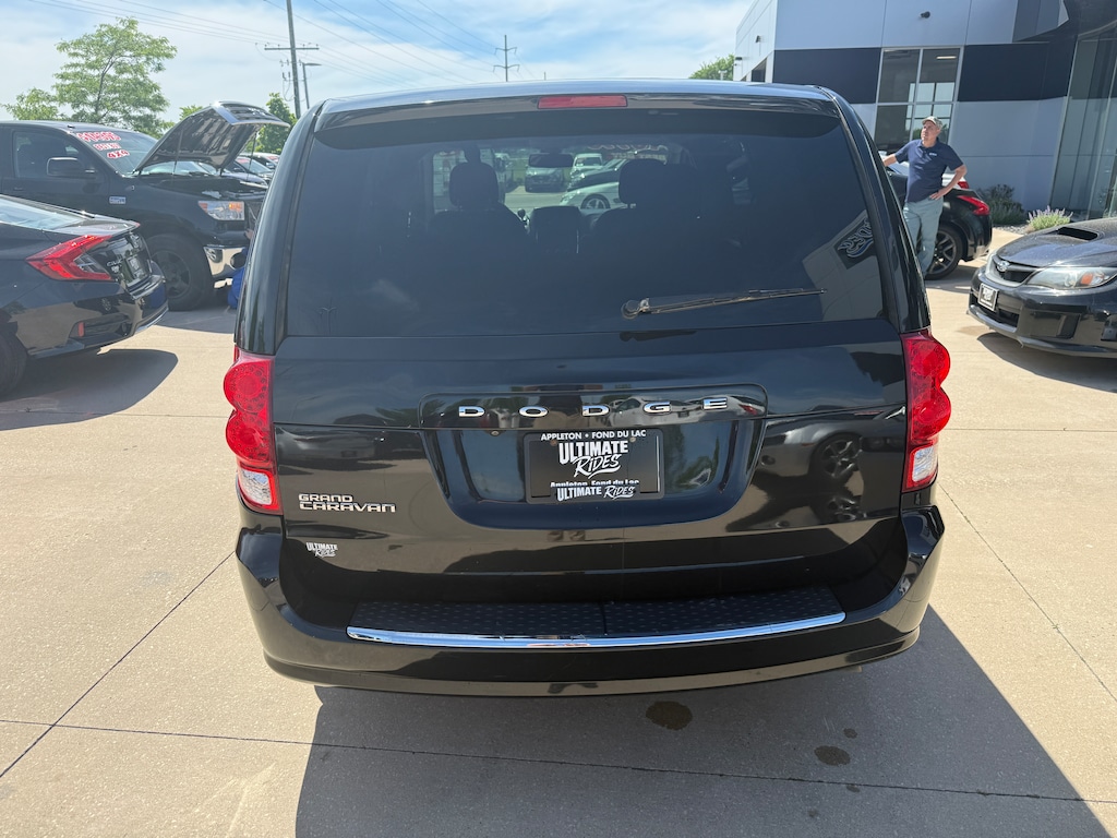 Used 2018 Dodge Grand Caravan SE Van Passenger Van