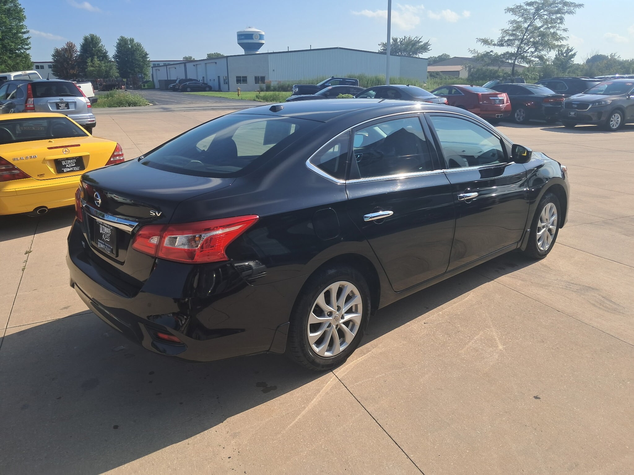 2018 Nissan Sentra SV photo 2