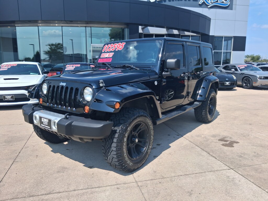 Used 2013 Jeep Wrangler Unlimited Sahara SUV