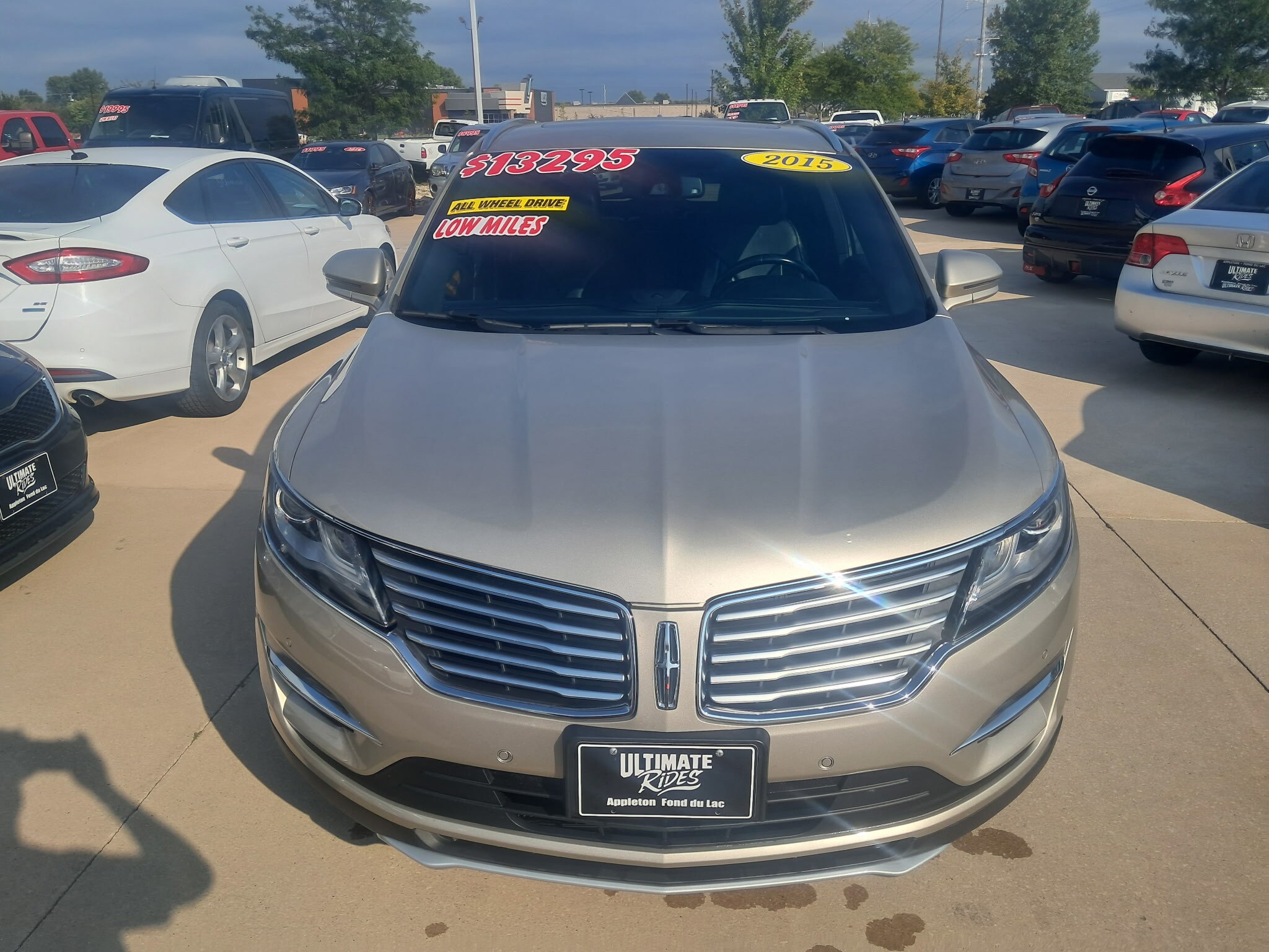 2015 Lincoln MKC Base photo 2