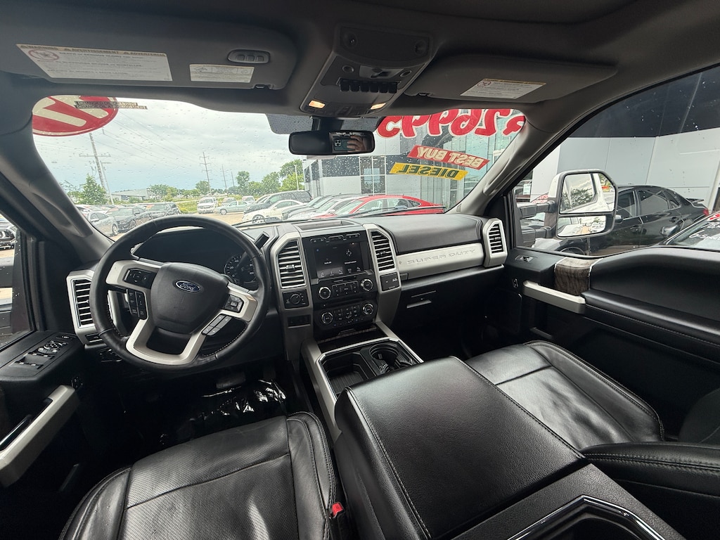 Used 2017 Ford F-350 XLT Truck Crew Cab