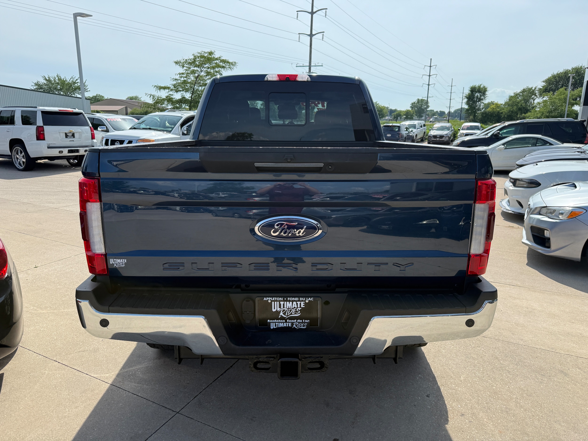 View vehicle photo 6