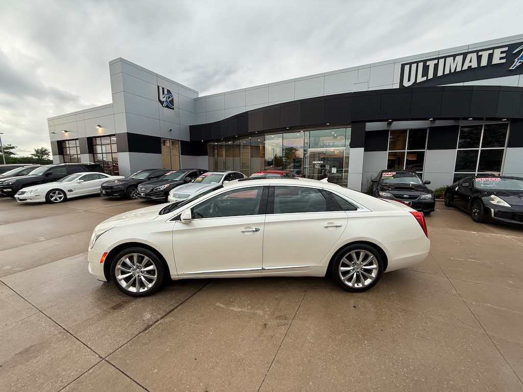 Used 2013 CADILLAC XTS Luxury Sedan