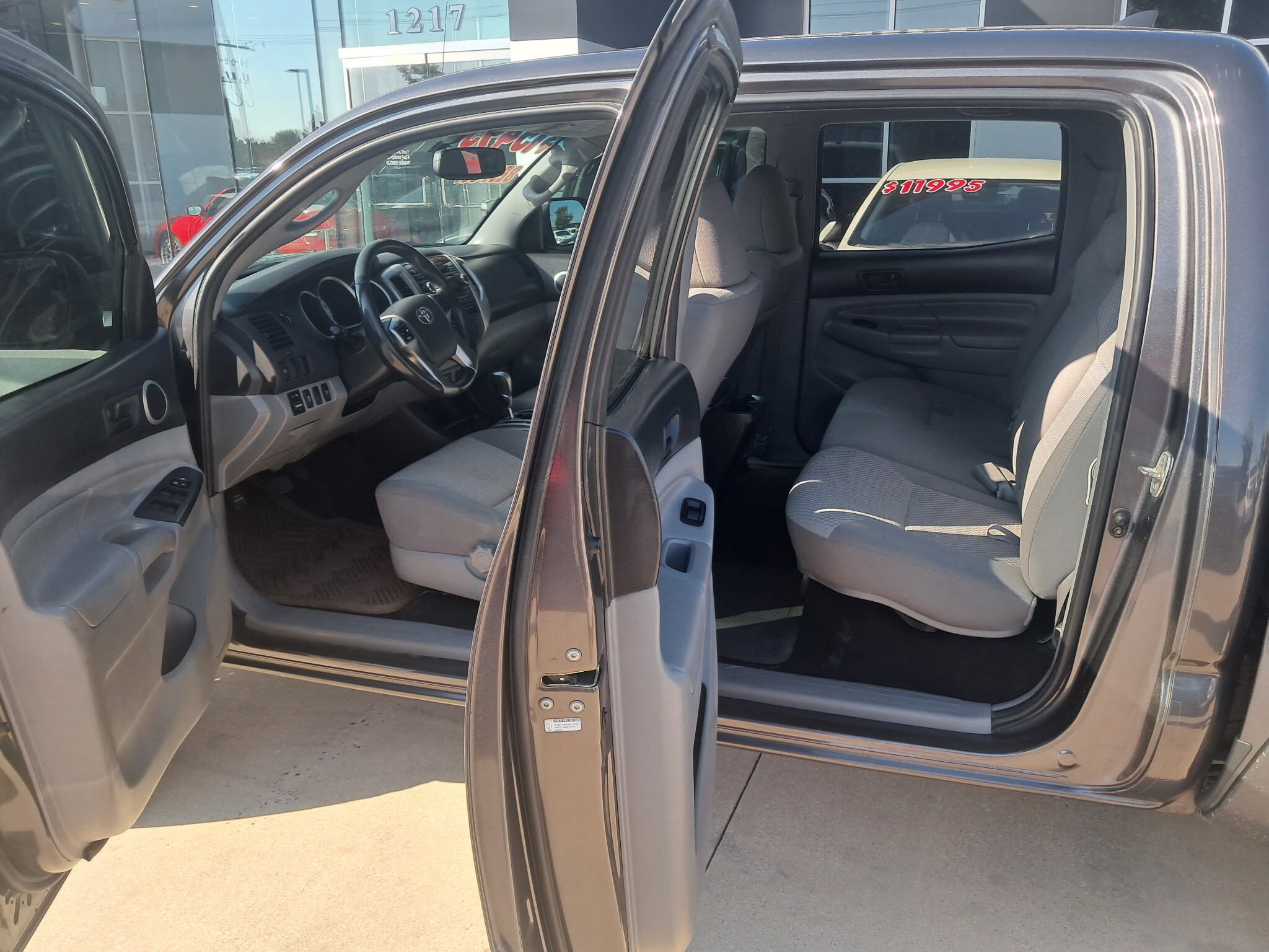 2012 Toyota Tacoma V6 Double Cab 4x4 photo 4