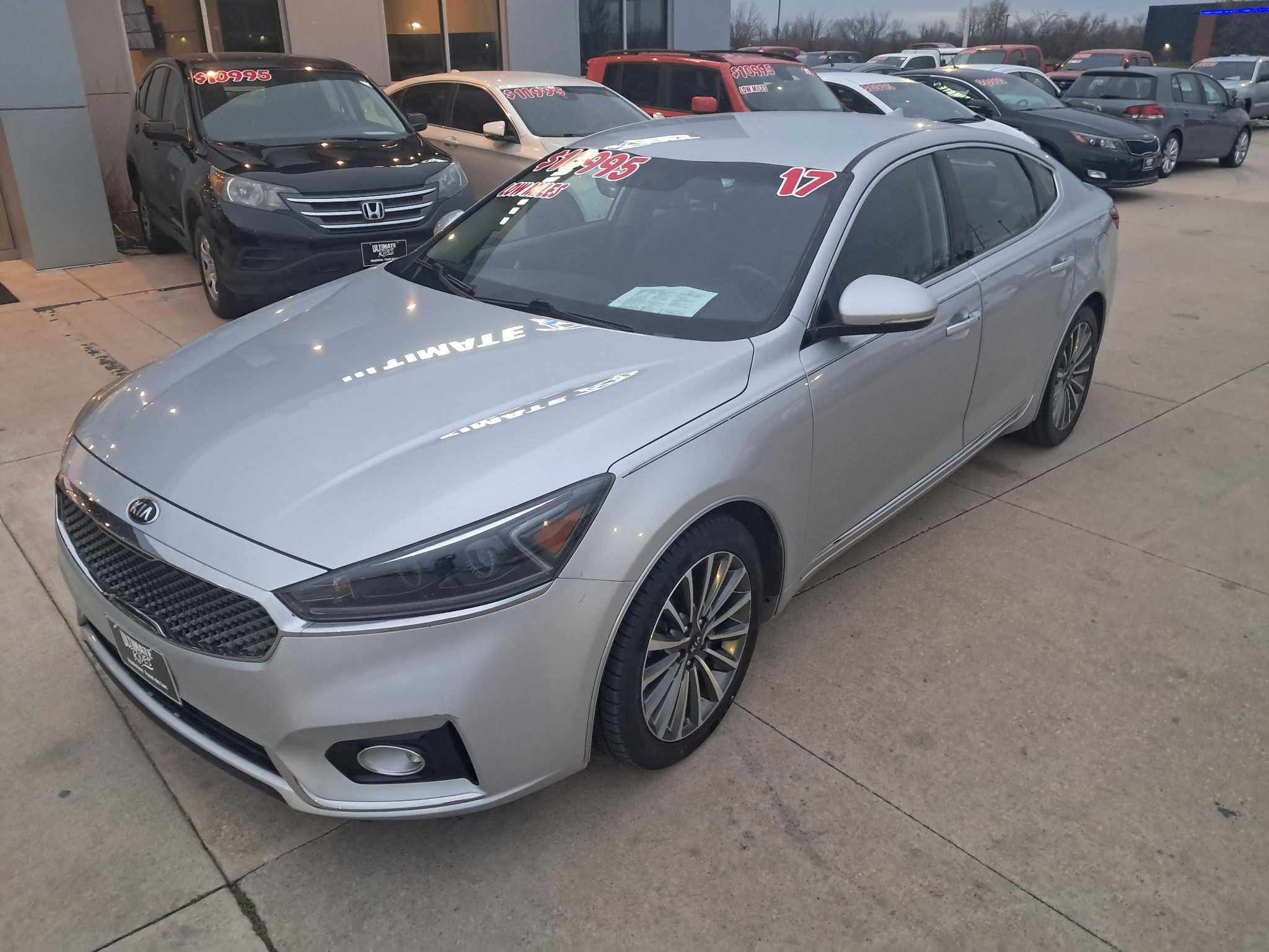 2017 Kia Cadenza Premium