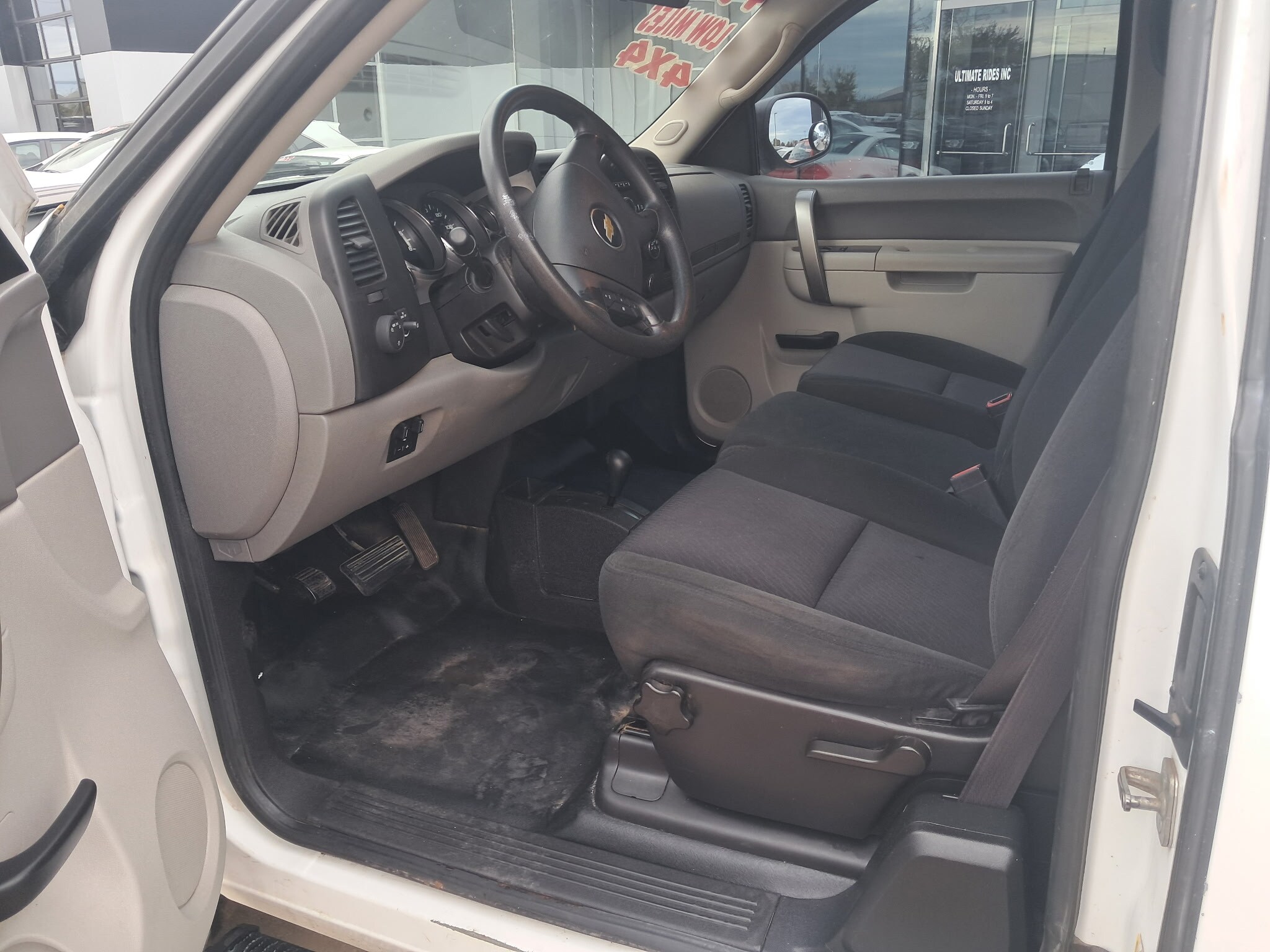 2012 Chevrolet Silverado 2500HD Work Truck photo 2