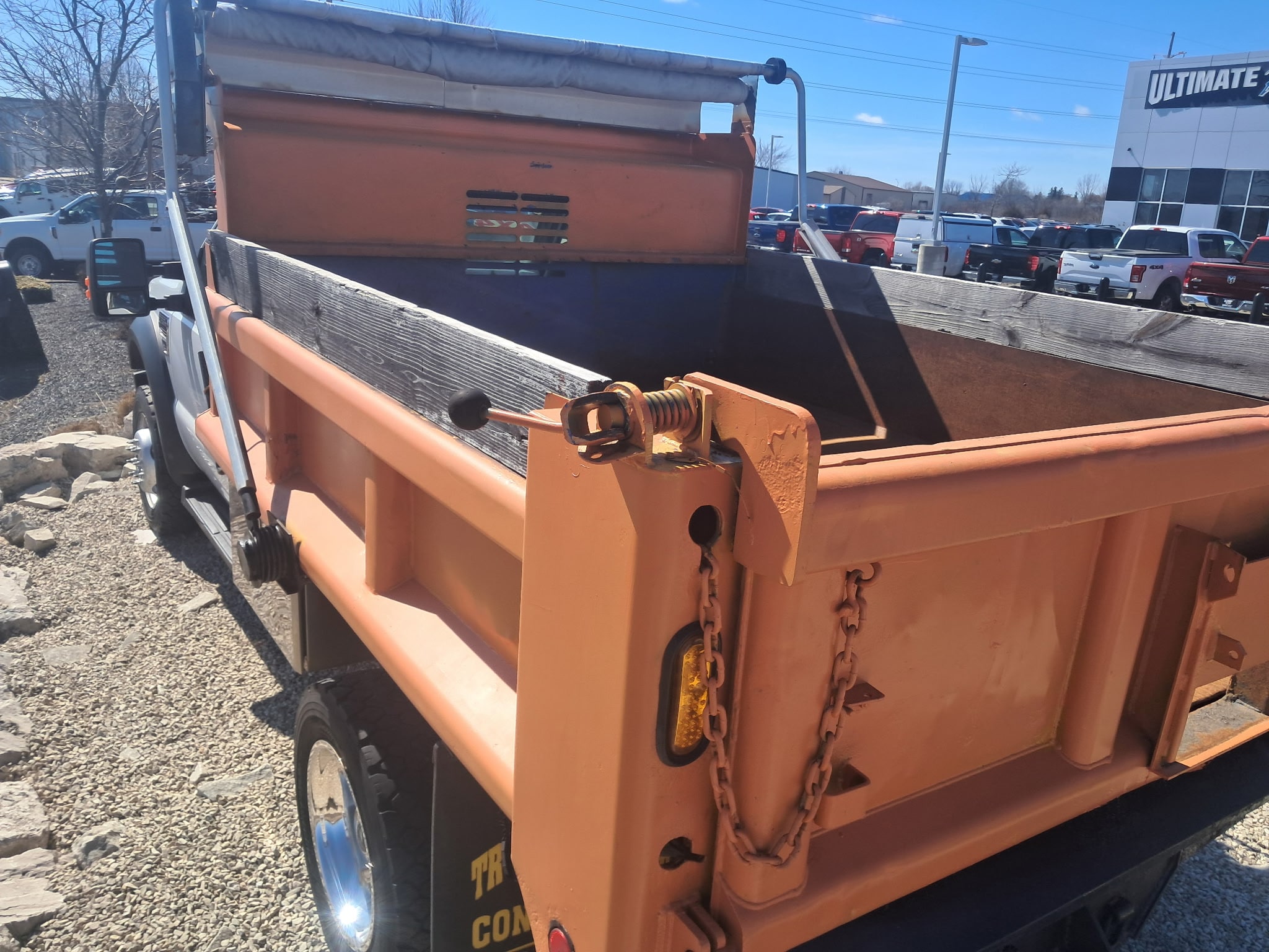 2008 Ford F-550 - Photo 6