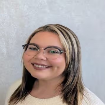 Staff member Erin Henderson from ID_e72f98