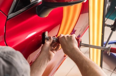 PDR (Paintless Dent Removal)