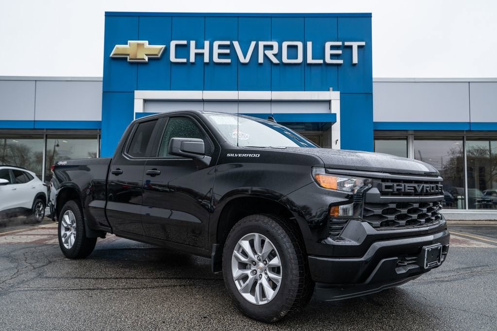 Used 2025 Chevrolet Silverado 1500 Custom Truck