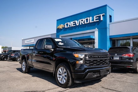 2025 Chevrolet Silverado 1500 Custom Truck