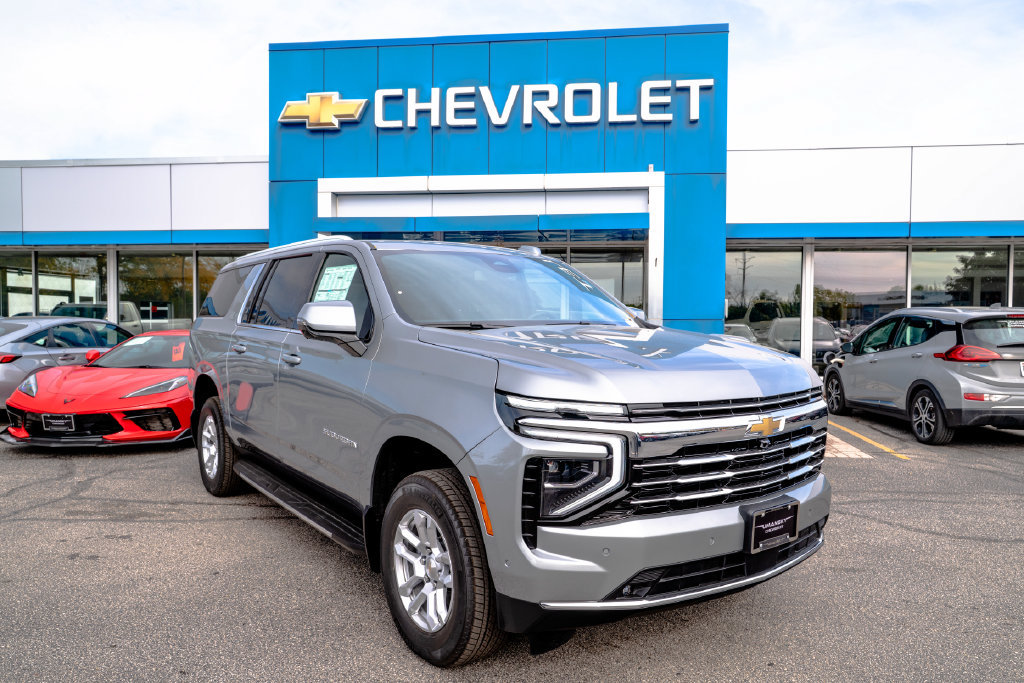 2026 Chevrolet Suburban LT SUV