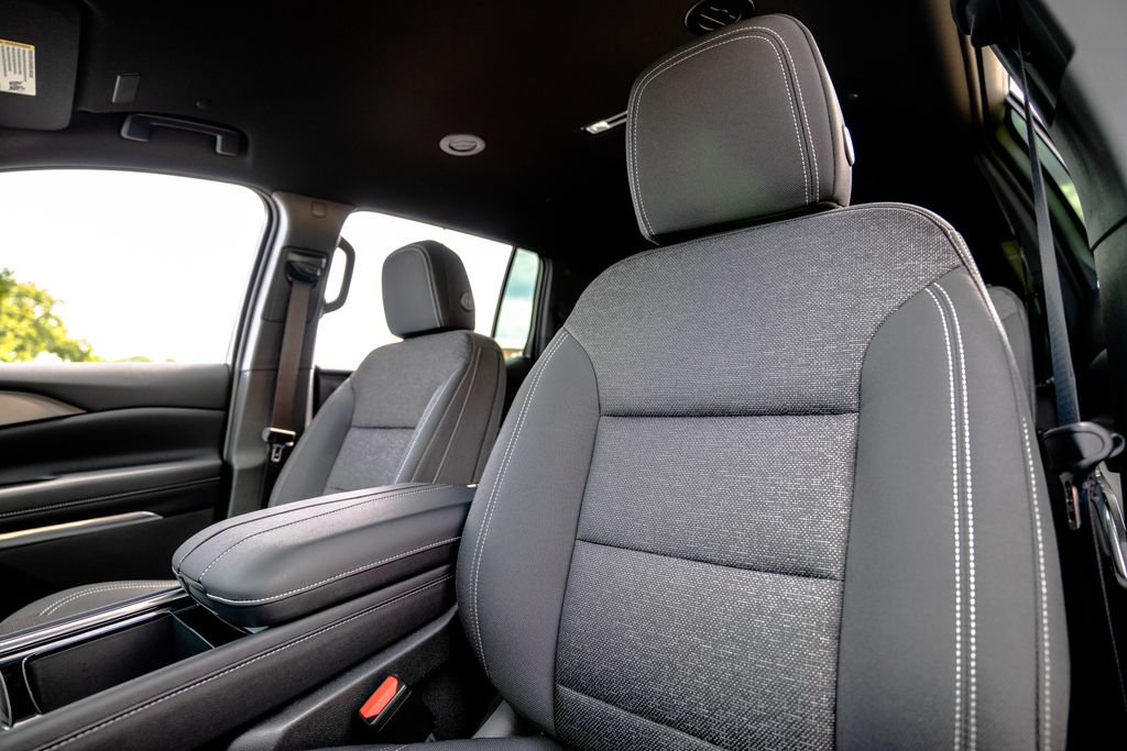 2026 Chevrolet Traverse LT - Photo 6