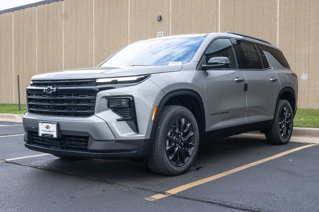 New 2026 Chevrolet Traverse LT SUV