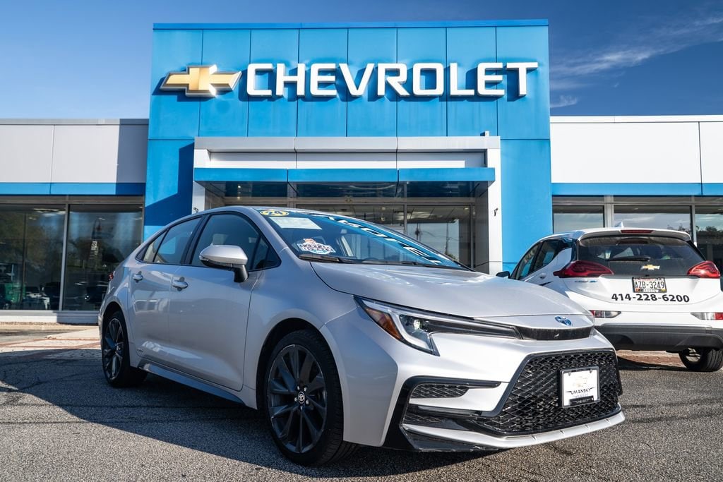 2024 Toyota Corolla SE's photo