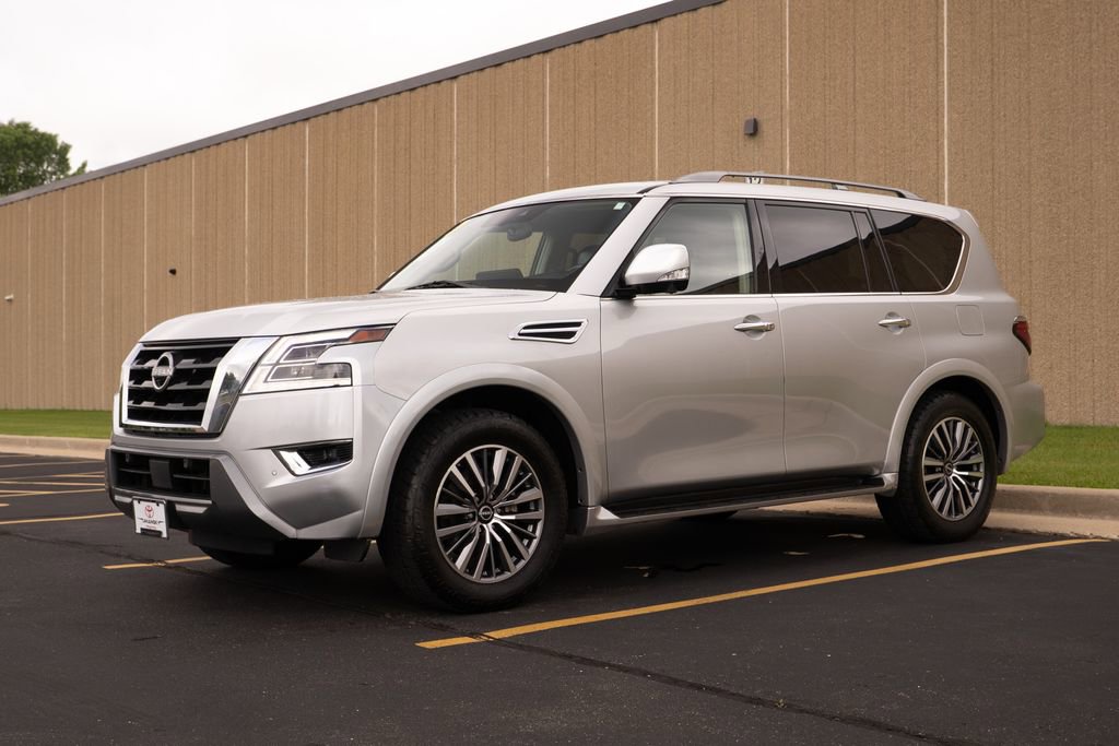2023 Nissan Armada SL photo 3
