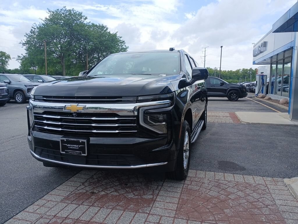 Used 2025 Chevrolet Suburban LT SUV