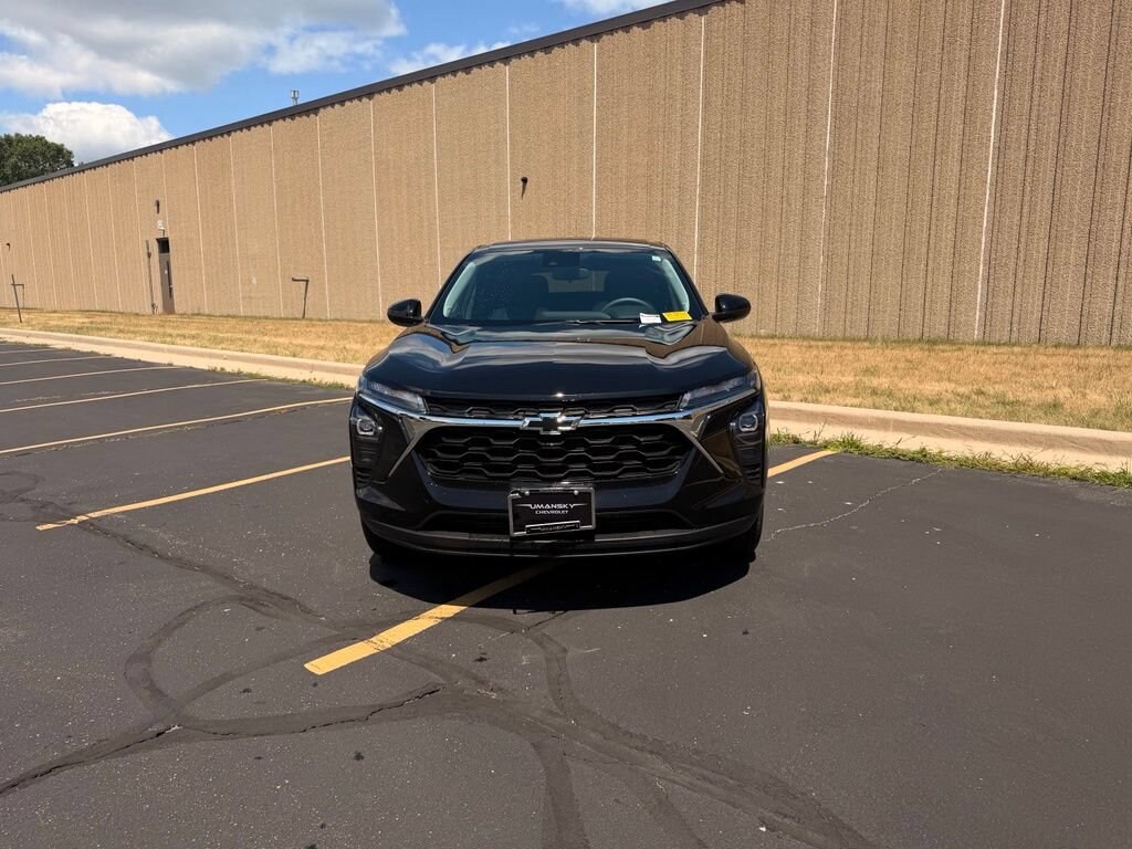 Used 2025 Chevrolet Trax LS SUV