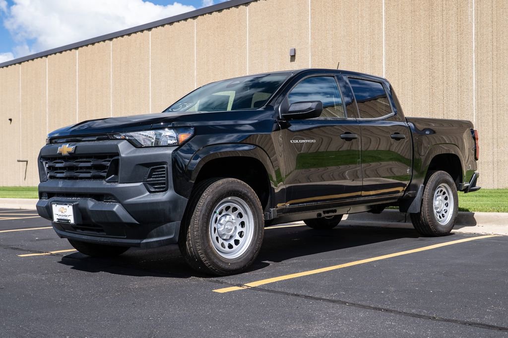 2026 Chevrolet Colorado Work Truck photo 3