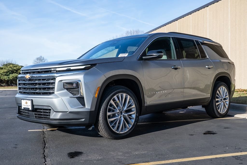 New 2026 Chevrolet Traverse LT SUV