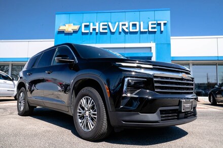 2025 Chevrolet Traverse LT SUV