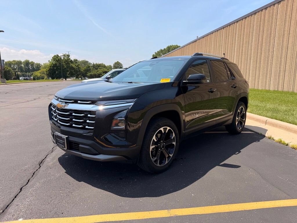 Used 2025 Chevrolet Equinox LT SUV