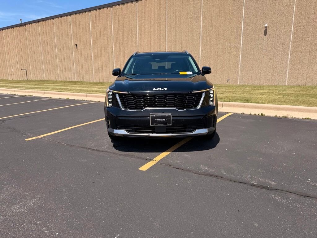Used 2024 Kia Sorento S