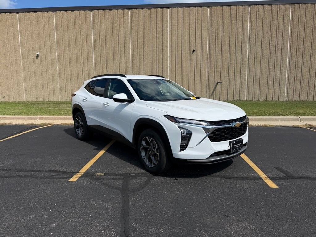 Used 2026 Chevrolet Trax LT SUV