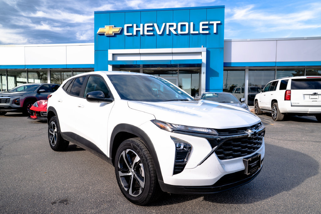 Used 2024 Chevrolet Trax 1RS SUV