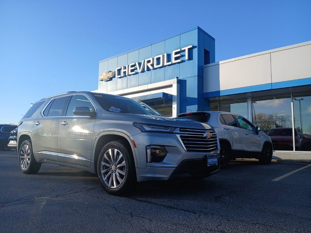 Used 2023 Chevrolet Traverse Premier SUV
