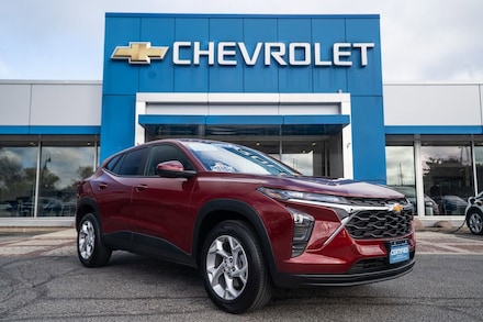 2025 Chevrolet Trax LS SUV