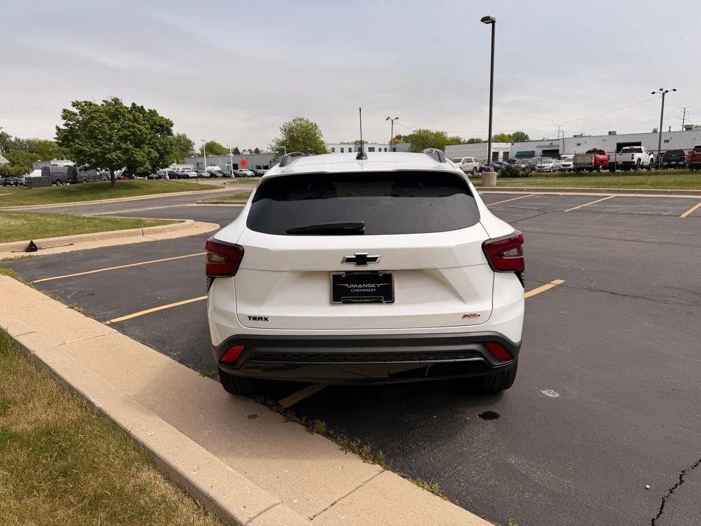 Used 2026 Chevrolet Trax 2RS SUV