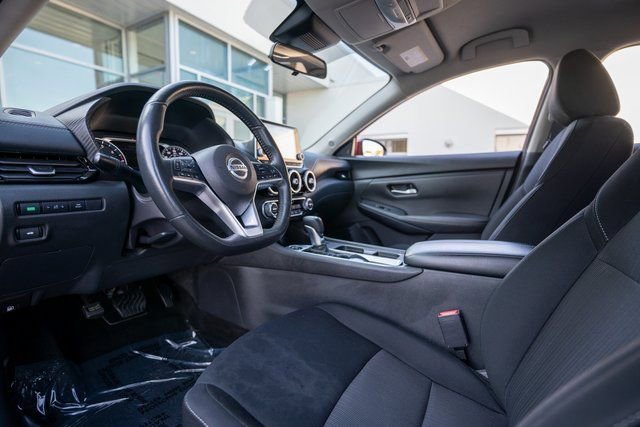 2023 Nissan Sentra SV photo 4