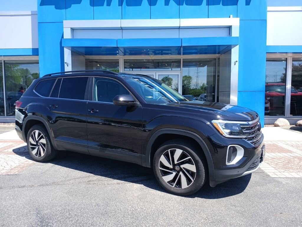 Used 2024 Volkswagen Atlas 2.0T SE w/Technology