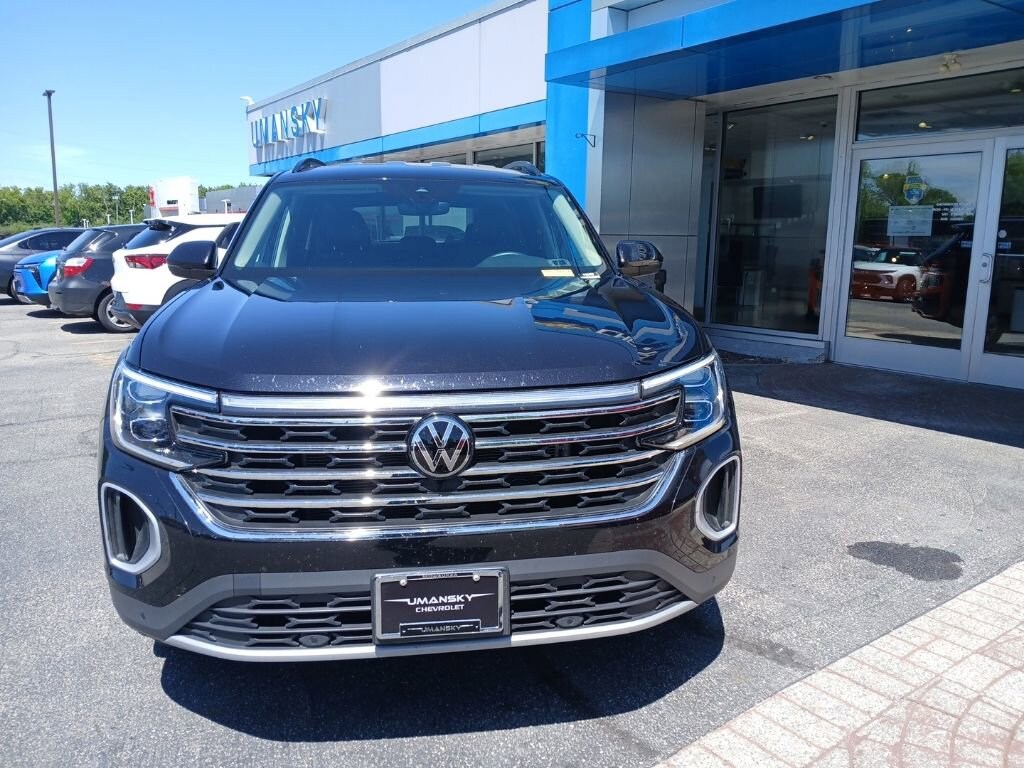 Used 2024 Volkswagen Atlas 2.0T SE w/Technology