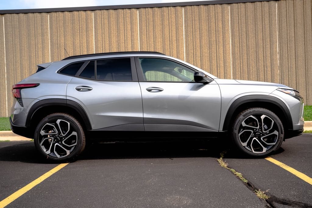 2026 Chevrolet Trax RS - Photo 13