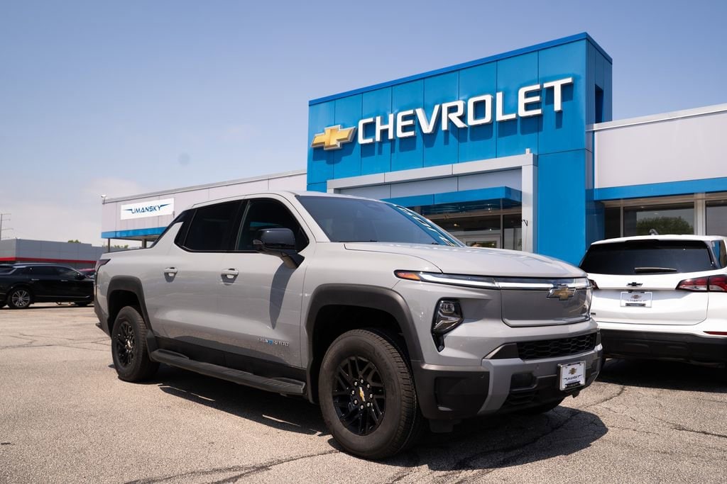 2025 Chevrolet Silverado EV Truck 