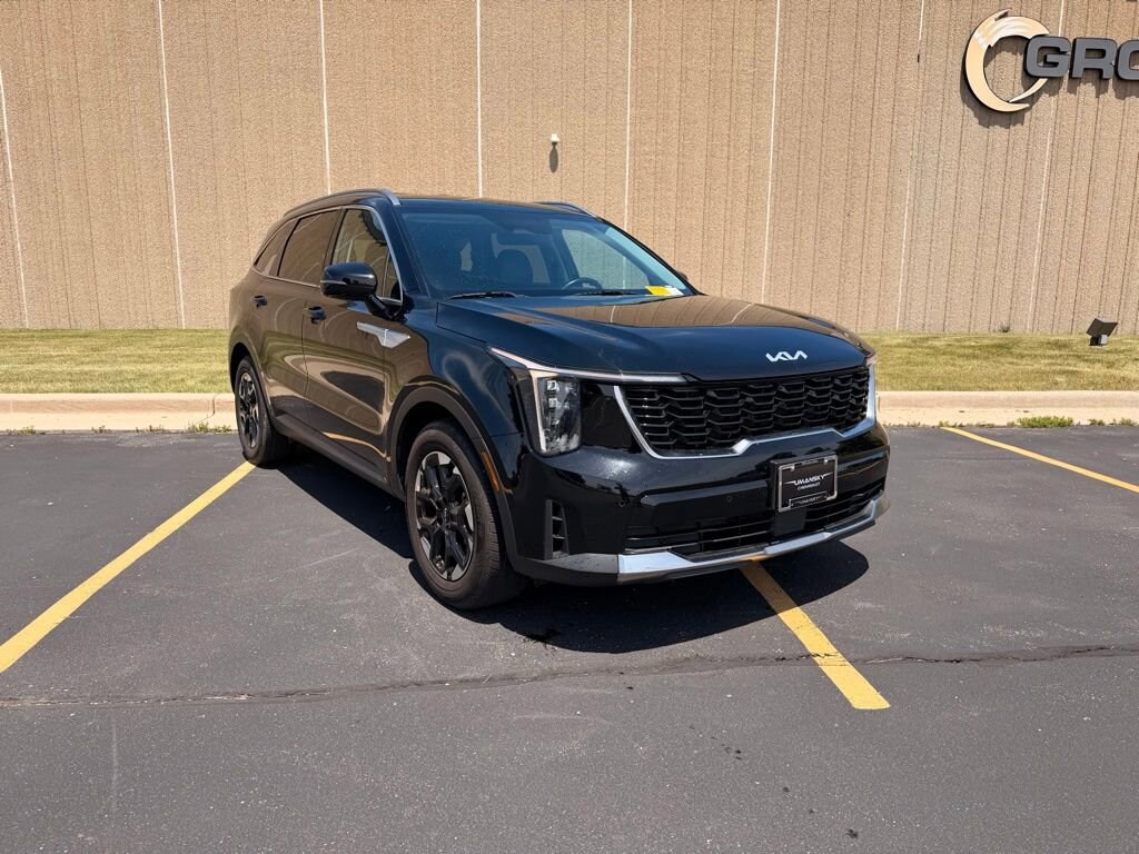 Used 2024 Kia Sorento S