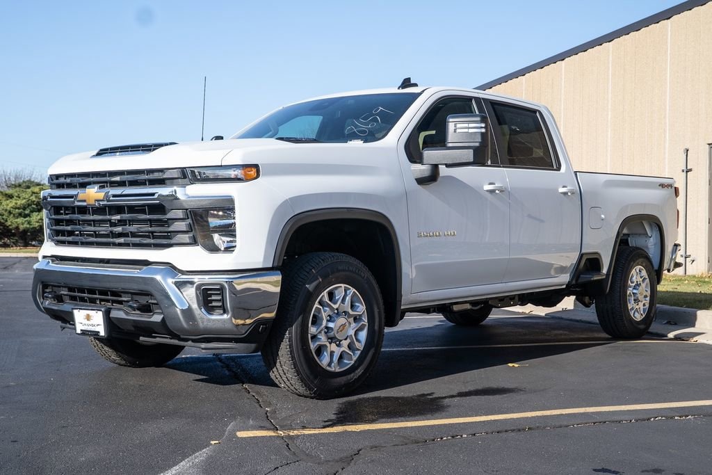 New 2026 Chevrolet Silverado 3500 HD LT Truck