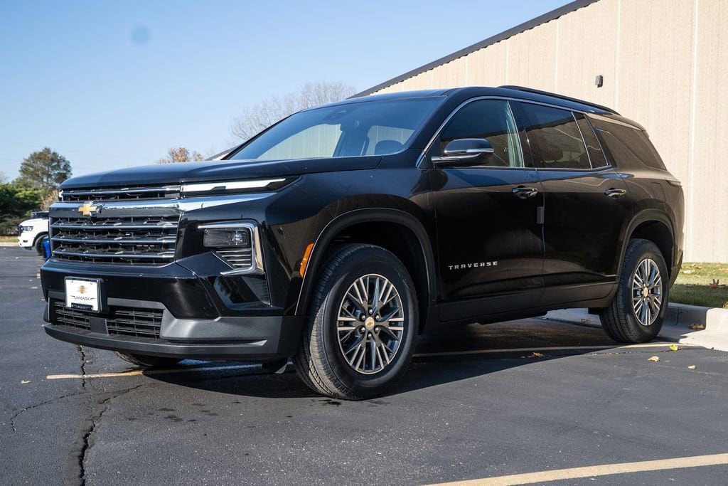 New 2026 Chevrolet Traverse LT SUV