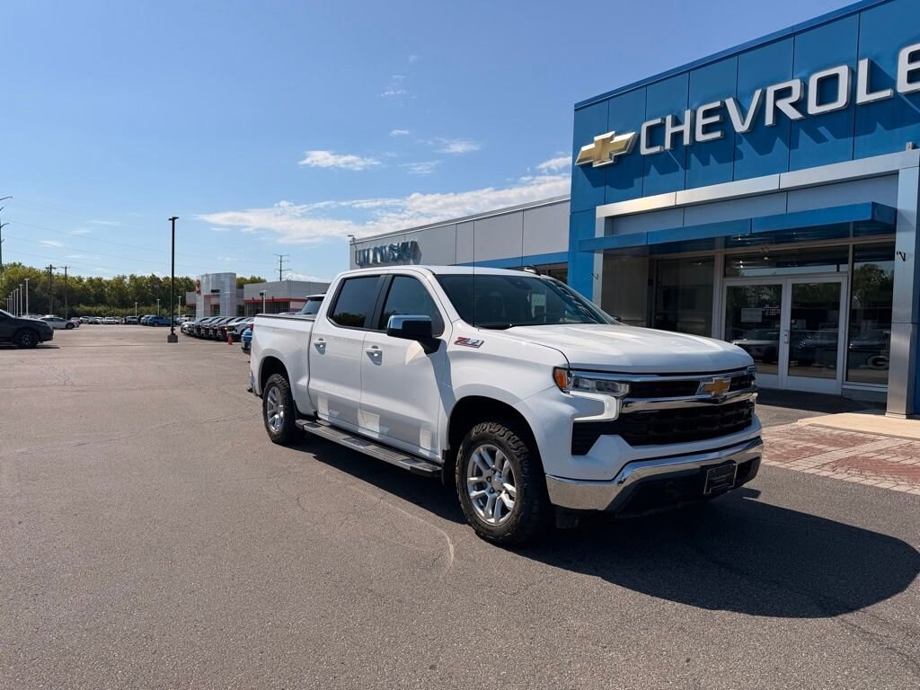 Used 2024 Chevrolet Silverado 1500 LT Truck