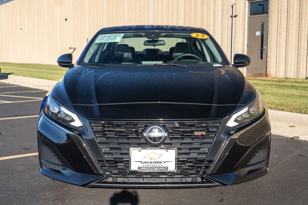 Used 2023 Nissan Altima SR FWD Sedan