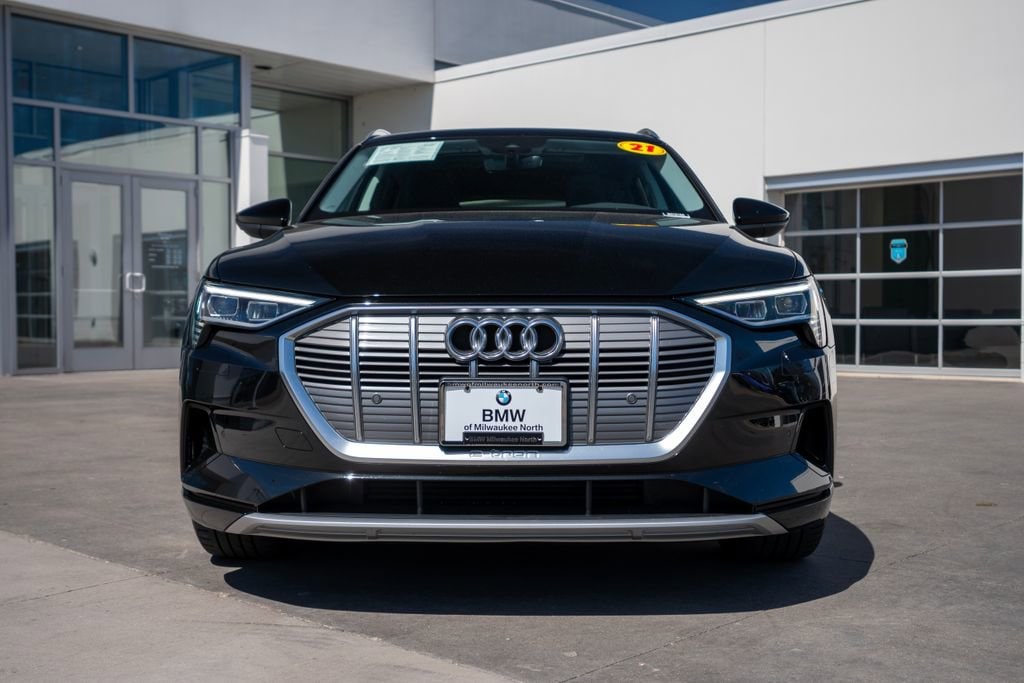 Used 2021 Audi e-tron Premium with VIN WA1AAAGE5MB010908 for sale in Glendale, WI