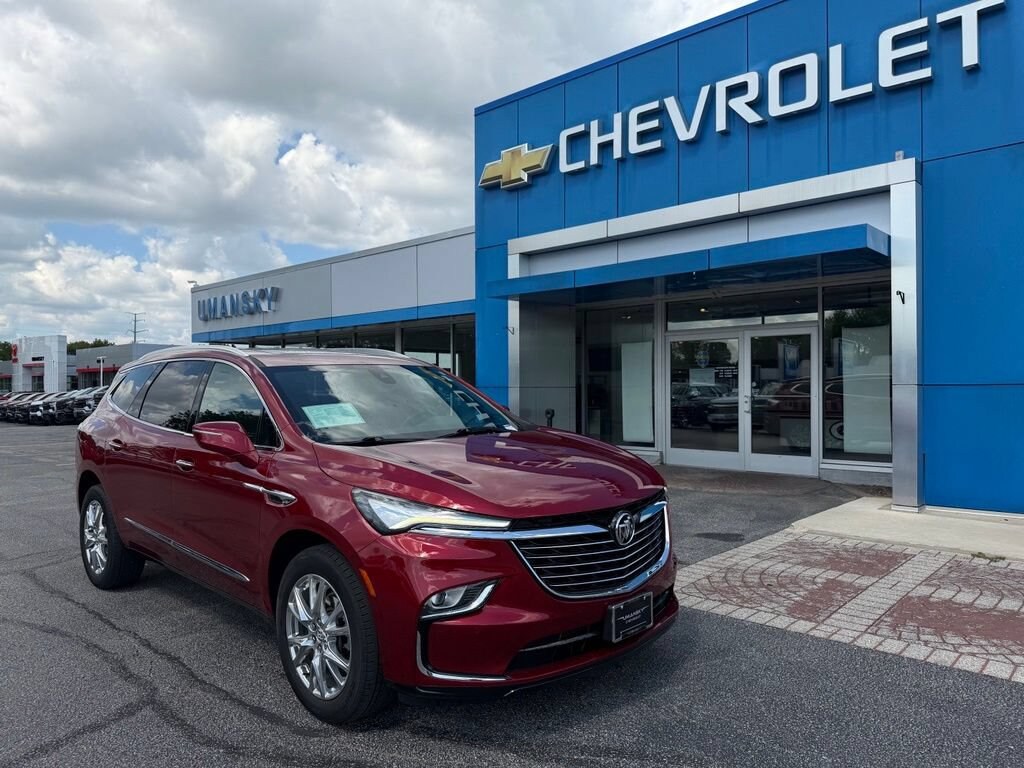 Used 2023 Buick Enclave Essence SUV