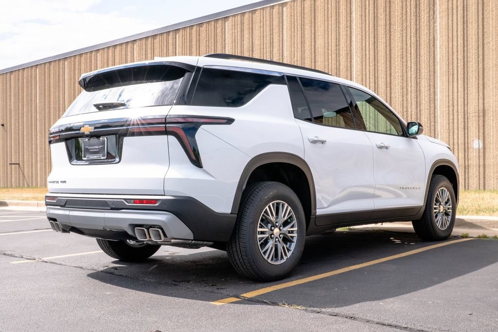 2026 Chevrolet Traverse LT - Photo 9