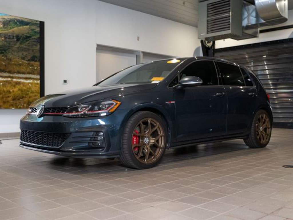 Used 2018 Volkswagen Golf GTI 2.0T SE Hatchback