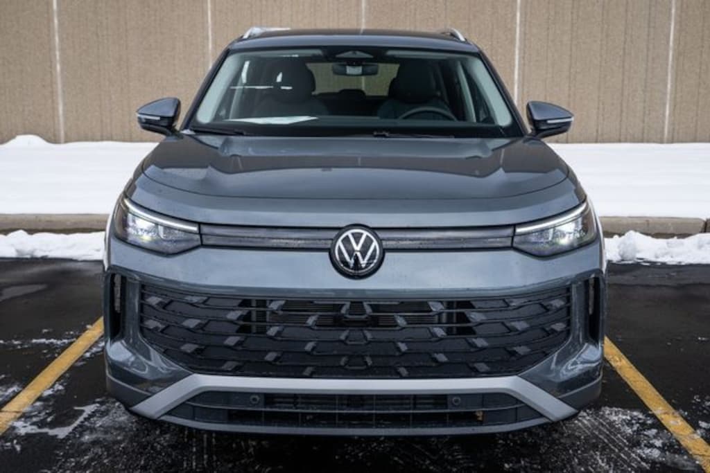 Certified 2026 Volkswagen Tiguan 2.0T SE SUV