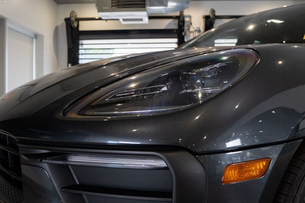 Certified 2022 Porsche Macan SUV