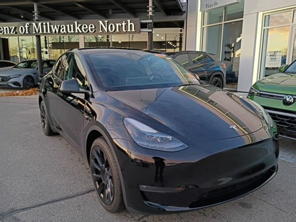 Used 2024 Tesla Model Y Long Range SUV